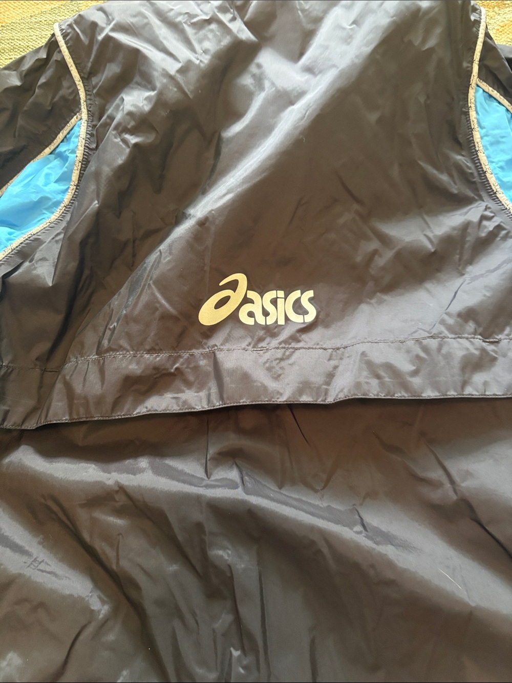 ASICS windbreaker - Picture 5 of 6